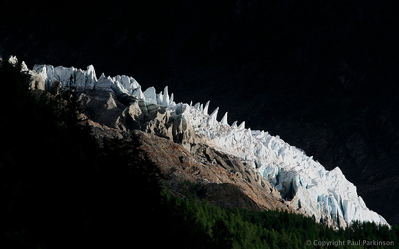 Les Boissons Glacier Seracs at sunset